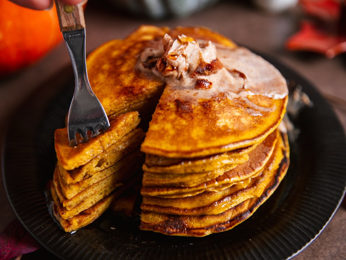 Fluffige Kürbispancakes 🎃